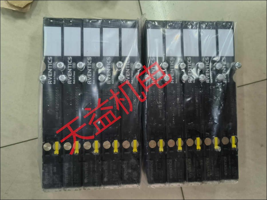 0820055051   電磁閥